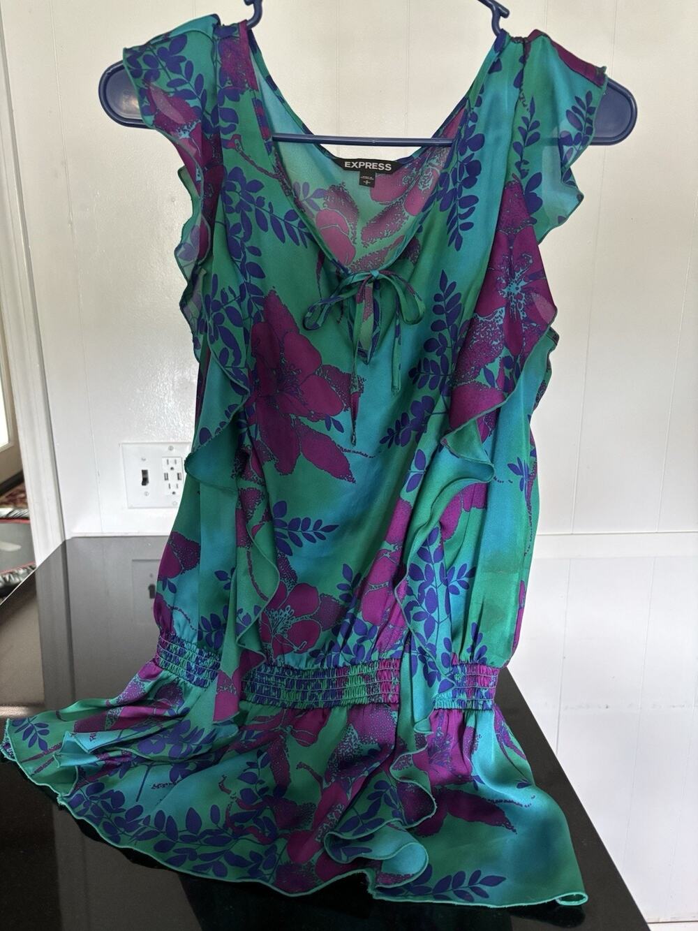 Floral Ruffle Blouse Size Small/Petite Sleeveless Fairy Boho Y2K Satin Womens S